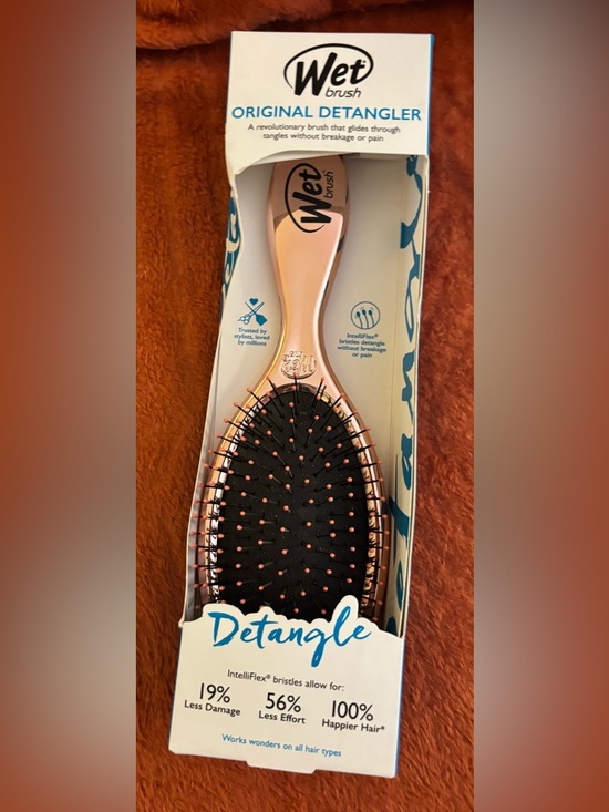 2 hairbrushes & 1 foot brush with pumice stone. All NEW in original packaging. - Picture 2 of 10